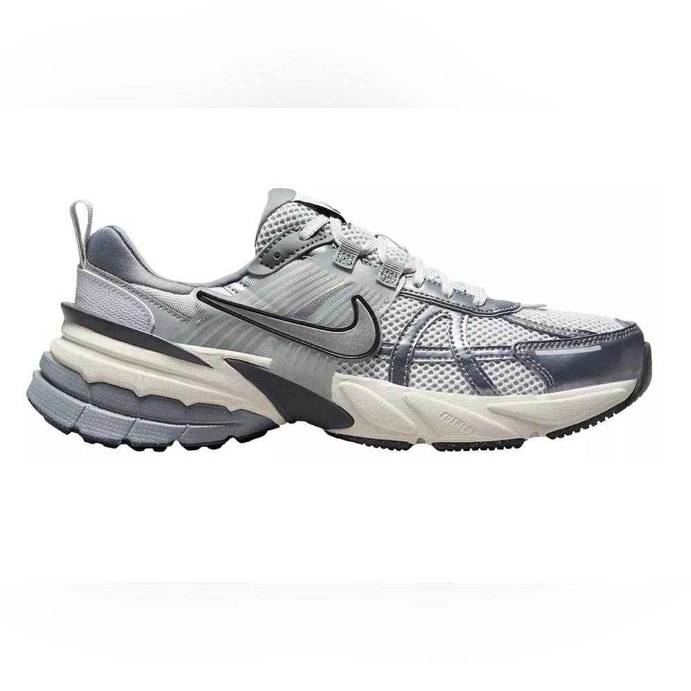 Nike | Women’s V2K Platinum Gray Running Sneakers | Size 7.5 | Near-New!